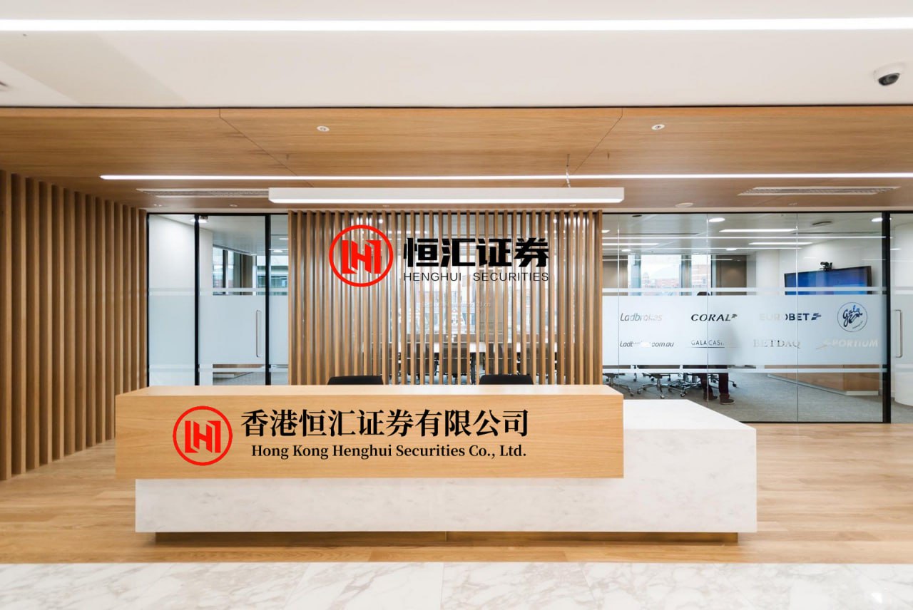华金配资 秭归春橙出山“论个卖”  一车伦晚机分72个等级“选美”
